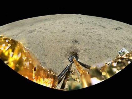 嫦娥六号完成月球背面采样返回地球 创世界首例