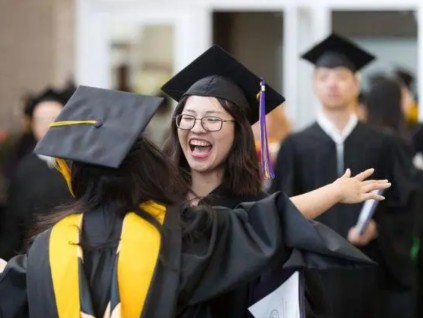 中国海外留学回温 美国非首选 前往英澳日显著上升